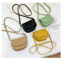 Load image into Gallery viewer, Fashion New Women Crossbody Shoulder Bag Retro Saddle PU Leather Small Purse Ladies Pure Color Bags