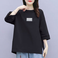 Load image into Gallery viewer, Fashion Suit Women Summer New Round Neck Printed T-shirt + Elastic Waist Nine-point Break Jeans Loose Casual Two-piece Female