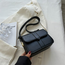 Load image into Gallery viewer, Fashion retro messenger bag ladies messenger bag casual small bag autumn and winter new shoulder mobile phone bag mini bag