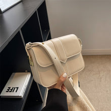 Load image into Gallery viewer, Fashion retro messenger bag ladies messenger bag casual small bag autumn and winter new shoulder mobile phone bag mini bag