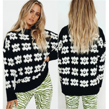 Load image into Gallery viewer, Flower Winter Sweater Women  2021 New Casual Loose Pullover Round Neck Long-sleeved Thick Knitted Top