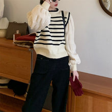 Load image into Gallery viewer, French paneled striped fake two-piece knitwear women&#39;s 2023 early spring new age-reducing foreign pullover sweater women&#39;s top