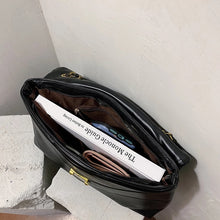 Load image into Gallery viewer, High Capacity PU Leather Women Shoulder Crossbody Bags 2021 New Chain Vintage Handbags Ladies Casual Totes Female Purses