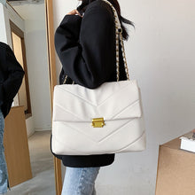 Load image into Gallery viewer, High Capacity PU Leather Women Shoulder Crossbody Bags 2021 New Chain Vintage Handbags Ladies Casual Totes Female Purses