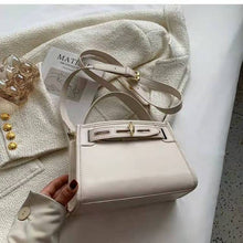 Load image into Gallery viewer, High-end brand design women&#39;s bags, large-capacity fashion one-shoulder all-match tote down women&#39;s bags