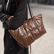 Load image into Gallery viewer, High-end brand design women&#39;s bags, large-capacity fashion one-shoulder all-match tote down women&#39;s bags