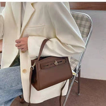 Load image into Gallery viewer, High-end brand design women&#39;s bags, large-capacity fashion one-shoulder all-match tote down women&#39;s bags