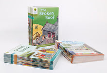 Load image into Gallery viewer, Hot 1 set of Random 10 books 7-9 level Oxford reading tree rich reading help children read Pinyin English story picture book