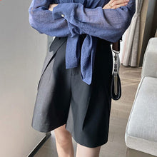 Load image into Gallery viewer, Khaki Women&#39;s Summer Fashion Shorts Knee-length Wide High Waist Formal Long Shorts Female Loose Casual Short Pants Women Black