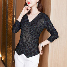 Load image into Gallery viewer, Knitted V-neck Bottoming Shirt Fashion Casual Long-Sleeve Women&#39;s T-Shirt New 2021 Autumn Women Clothing Tops