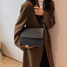 Load image into Gallery viewer, Ladies Flap Shoulder Bag Wide Strap Ladies Messenger Bag Solid Color Leather Retro Styling Bag Double Layer Women&#39;s Bag