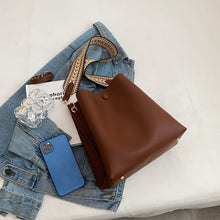Load image into Gallery viewer, Ladies Simple Large Bags Fashion Casual Bucket Bags Solid Color Leather Ladies Bags Wide Straps Shoulder Bags Messenger Bags