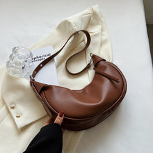 Load image into Gallery viewer, Ladies solid leather shoulder bag Fashion casual crossbody bag dumpling bag winter new dark women&#39;s mobile phone bag