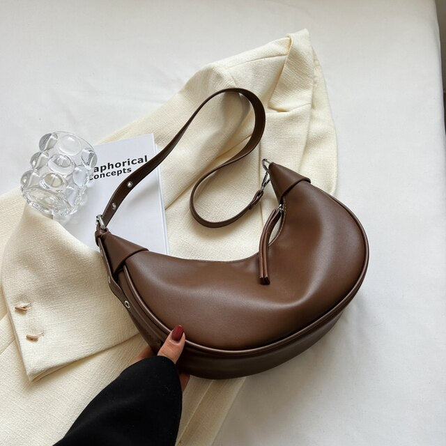 Ladies solid leather shoulder bag Fashion casual crossbody bag dumpling bag winter new dark women's mobile phone bag