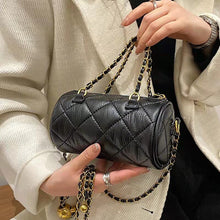 Load image into Gallery viewer, Lingge chain pillow bag 2021 new wild messenger bag high-quality fashion shoulder bag