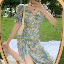Load image into Gallery viewer, Little Daisy Floral Dress Women 2021 Summer French Gentle Temperament Sundress Female Thin Waist Platycodon Long Vestidos Ladies
