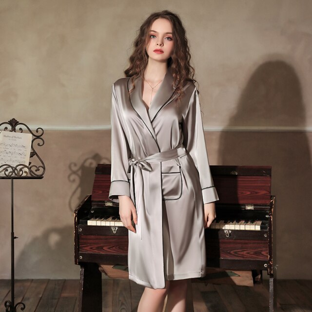 Long Satin Robe Female Intimate Lingerie Sleepwear Silky Bridal Wedding Gift Kimono Bathrobe Gown Nightgown Sexy Nightwear