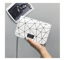 Load image into Gallery viewer, Luxury Brand Fashion Women Shoulder Bags 2020 New Wild Crack Printed Messenger Bag PU Geometric Rhombus Small Square Bag