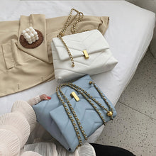 Load image into Gallery viewer, Luxury Designer Chains Crossbody Bags For Women  Fashion Diamond Lattice Shoulder Bags 2020New Soft Women Messenger Bags Totes