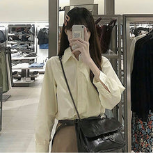 Load image into Gallery viewer, Luxury Handbags Women Bags Designer Vintage Shoulder Bag New Chain Messenger Bags Soft Flap Shoulder Crossbody Pack Women Purse