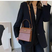 Load image into Gallery viewer, Luxury brand new fashion large-capacity versatile one-shoulder portable tote bucket bag