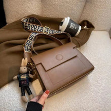 Load image into Gallery viewer, Luxury brand simple retro 2021 new trendy all-match high-quality fashion one-shoulder handbag