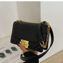 Load image into Gallery viewer, Luxury high-end brand 2022 new fashion all-match diagonal one-shoulder small square bag female bag