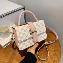 Load image into Gallery viewer, Luxury ladies high-quality western-style one-shoulder diagonal small square bag wallet