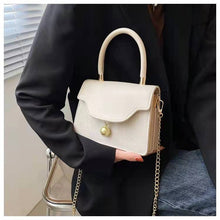 Load image into Gallery viewer, Luxury retro handbags new frosted texture single shoulder messenger fashion portable small square bag handbags