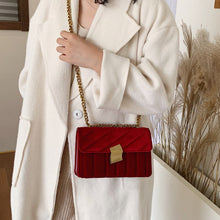 Load image into Gallery viewer, Luxury women crossbody bag high quality velvet chain female designer shoulder bag Splicing package party small square bags