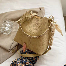 Load image into Gallery viewer, Luxury women&#39;s bag fashion messenger bag ins niche design senior one-shoulder bucket women&#39;s bag
