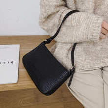 Load image into Gallery viewer, Messenger Handbags Retro Alligator Pattern Women shoulder bags Flap New PU Leather Casual Solid crossbody bags for women Bolsas