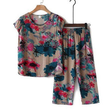 Load image into Gallery viewer, Middle-aged and Elderly Women&#39;s Summer Suits Short Sleeve Cotton linen T-shirt Top &amp; Wide-leg Pants 2 Pcs Home Service Sets 4XL