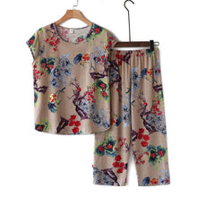 Load image into Gallery viewer, Middle-aged and Elderly Women&#39;s Summer Suits Short Sleeve Cotton linen T-shirt Top &amp; Wide-leg Pants 2 Pcs Home Service Sets 4XL