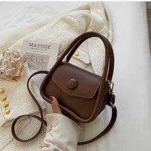 Load image into Gallery viewer, С доставкой Moda Mulheres Designer Bolsas Pequenas de Couro PU Ombro Sacos Crossbody Baguette Bag 2022 Bolsas de Compras de Luxo