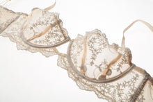 Load image into Gallery viewer, NEW Women Ultra thin Bra Sexy Lace Bra and Panties Sets Women Sexy Lingerie Temptation Lace Underwear A B C D Cup