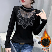 Load image into Gallery viewer, New 2021 Autumn Winter Velvet Warm Women T-Shirt Fashion Long Sleeved Bottoming Shirt Stitching Hot Drilling Black Tops