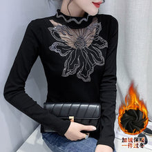 Load image into Gallery viewer, New 2021 Autumn Winter Velvet Warm Women T-Shirt Fashion Long Sleeved Bottoming Shirt Stitching Hot Drilling Black Tops