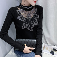 Load image into Gallery viewer, New 2021 Autumn Winter Velvet Warm Women T-Shirt Fashion Long Sleeved Bottoming Shirt Stitching Hot Drilling Black Tops