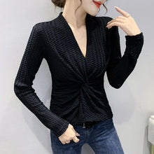 Load image into Gallery viewer, New 2021 Autumn Women&#39;s T-Shirt Fashion Casual V-Neck Long-Sleeved Hollow Out Lace Tops Plus Size Women Clothing