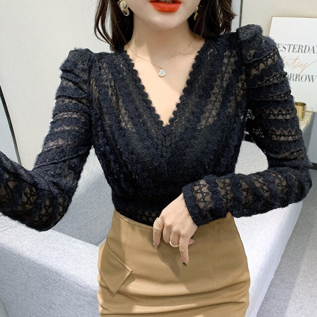 New 2022 Spring Women's T-Shirt Fashion Sexy V-neck Long Sleeved Brushed Lace Bottoming Shirt Elegant Slim Hollow Out Tops