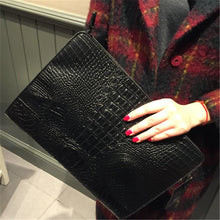 Load image into Gallery viewer, New Handbag Crocodile Clutches Leather Ladies Hand Bags Envelope Women Messenger O Bag Praty Evening Handbags Purses Sac A Main