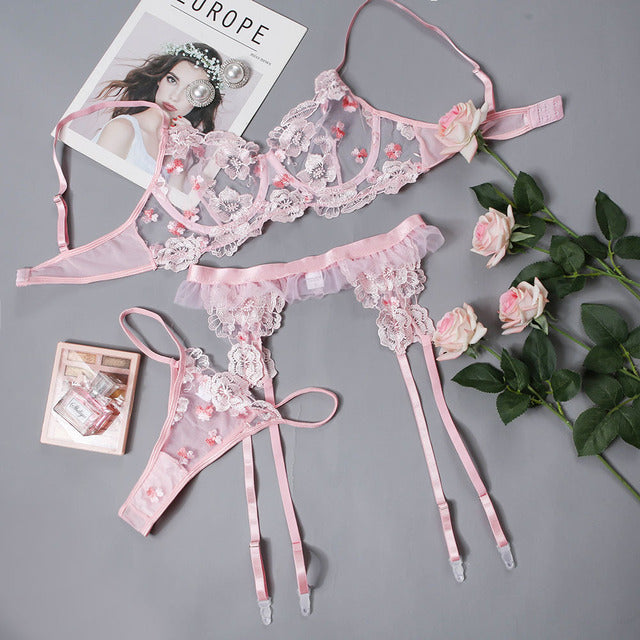 New Women Lingerie Pink Bra and Panty Sensual Lace Mesh Underwear Langerie Floral Embroidery Transparent 3pcs Patchwork Costume