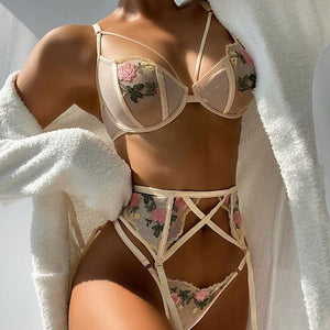 New Women Embroidered Lace Underwear Set Underwire Gathered Bra Sexy Garters Mesh See-through Thong Sexy Lingerie 3PCS Set