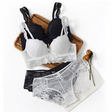 Load image into Gallery viewer, New Women&#39;s underwear Set Sexy Push-up Lace Bra And Panty Sets Comfortable Brassiere Young Bra Adjustable Deep V Femme Lingerie