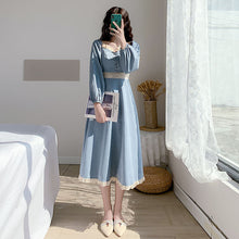 Load image into Gallery viewer, Palace Style French Retro Dress Female Long-sleeved Autumn and Winter 2021 New Style Long Temperament