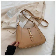Load image into Gallery viewer, Personalized lock 2021 new fashion retro messenger bag ladies underarm commuter big bag