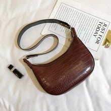 Load image into Gallery viewer, Retro Crocodile Pattern Crossbody Bags For Women 2020 Luxury Hobo Bags Women Bags Designer Saddle Bags Lady Purses And Handbags