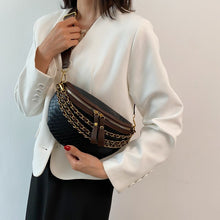 Load image into Gallery viewer, Retro pequena corrente feminina fanny pacote xadrez cintura de couro crossbody sacos peito bolsas designer de luxo feminino cint