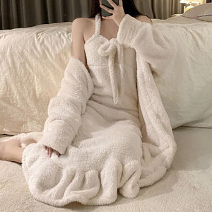 Sexy Nightwear Flannel Pijama Nightgown Women&#39;S Robes Plus Velvet Thick Bathrobe Coral Fleece Nightdress Sets Sexy Home Service